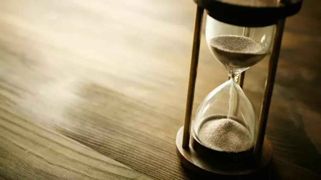 戴上之后让人感觉深不可测的手表,带倒计时功能的手表