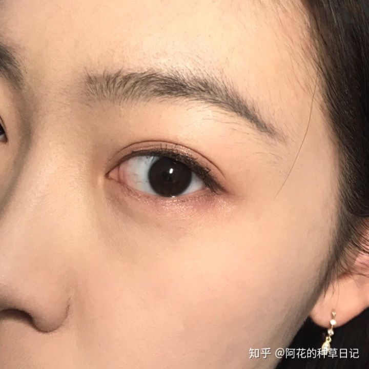 化妆品分享空瓶 (攒了一年又一年的化妆品空瓶)