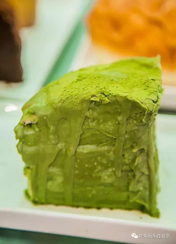 为了吃这个包包，排了80米长队！