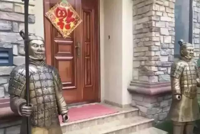 每一个爸妈都是灵魂室内设计师！看完想离家出走……