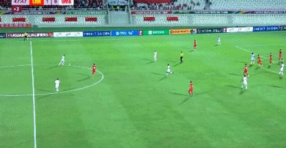 上港国脚武磊颜骏凌张琳梵,世预赛武磊梅开二度