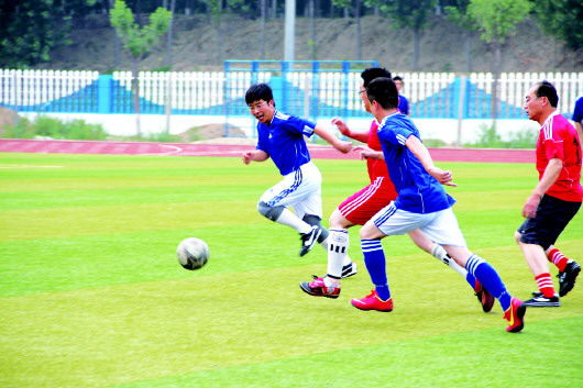 谈谈你对中国足球发展的看法,各界对中国足球输越南的看法