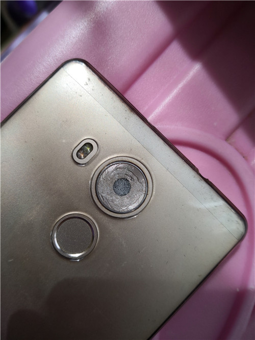 换手机镜头玻璃视频,自己动手更换苹果摄像头玻璃