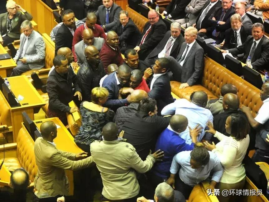 南非是靠什么成为发达国家,南非从哪一年变为发展中国家