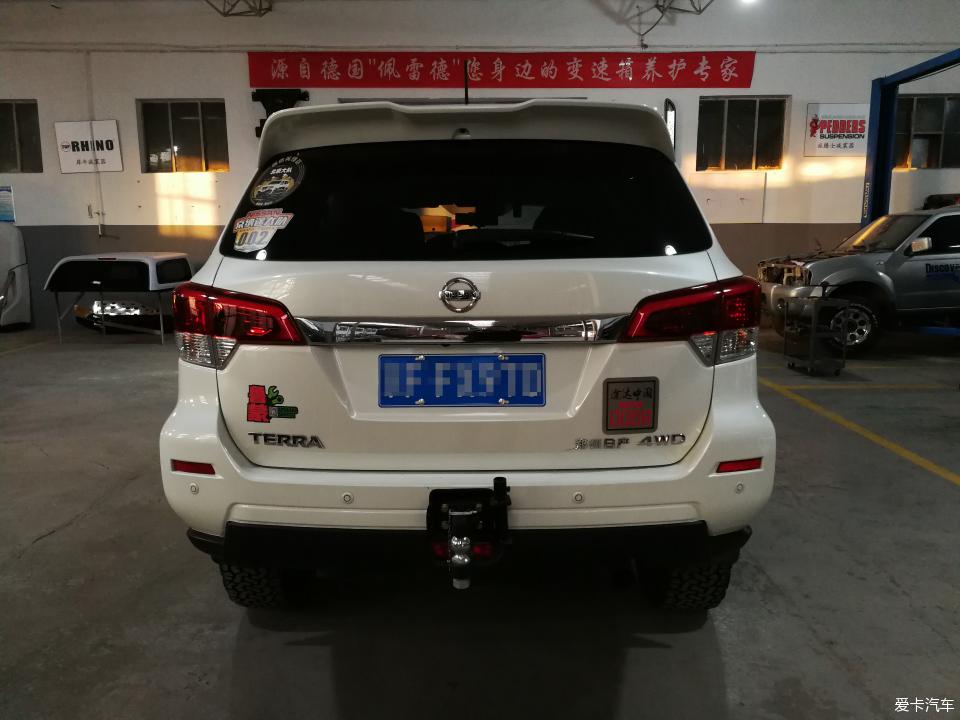 途达2021款2.5t柴油版越野视频,2021款途达四驱七座越野视频