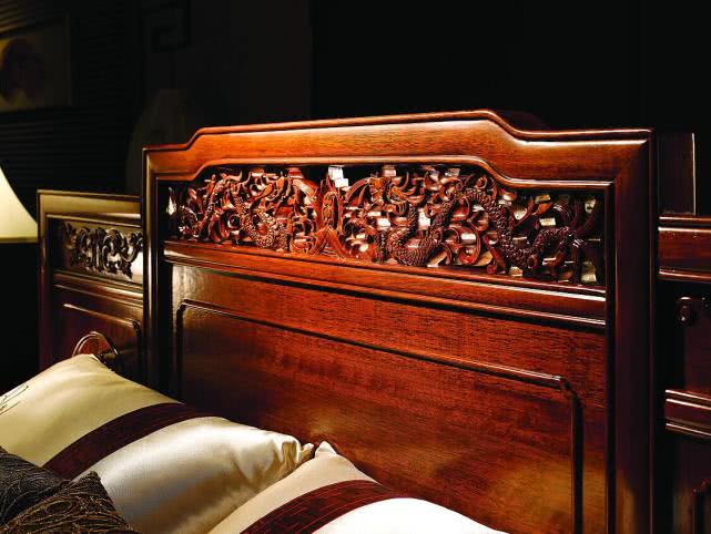 红油香椿木跟绿油香椿木哪个好,红香椿木与白香椿木区别