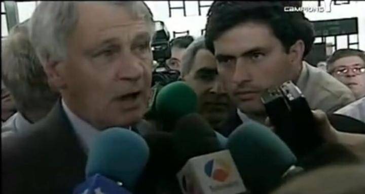 传奇教练穆里尼奥剪辑,穆里尼奥传奇纪录片