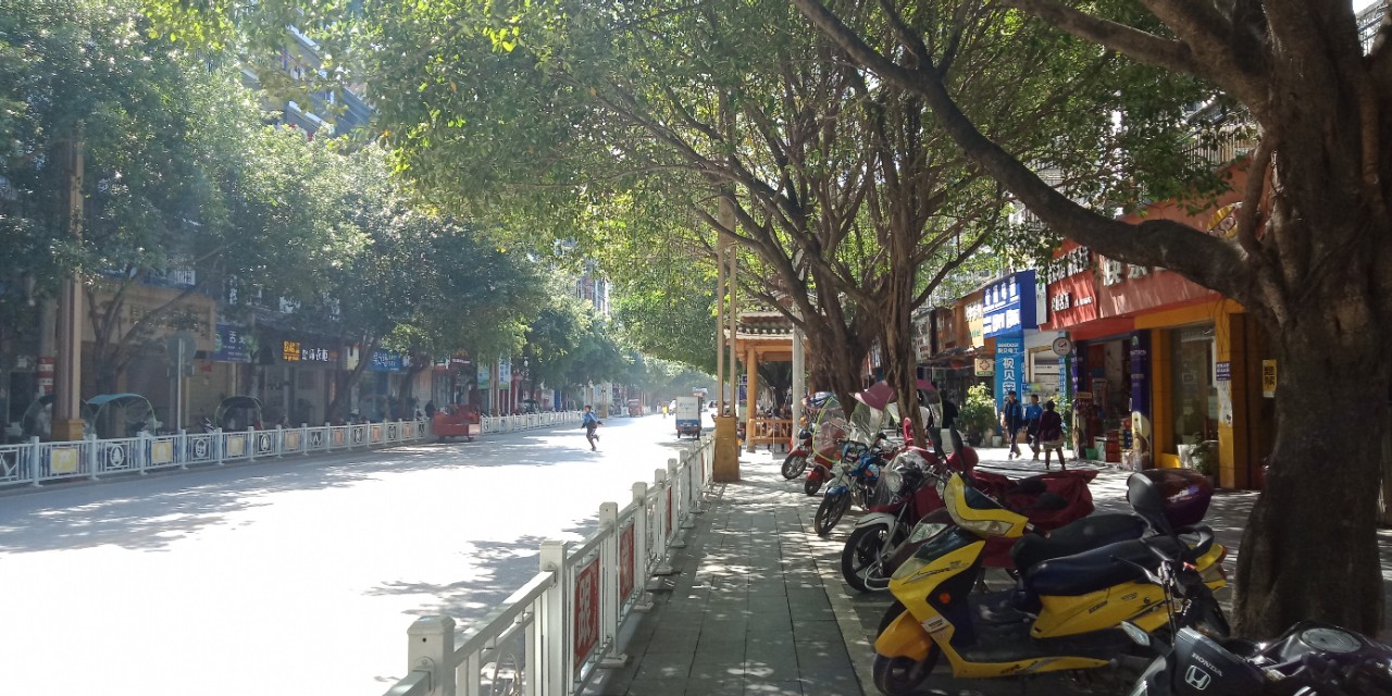 走在黔东南的路上,走进贵州黔东南榕江县