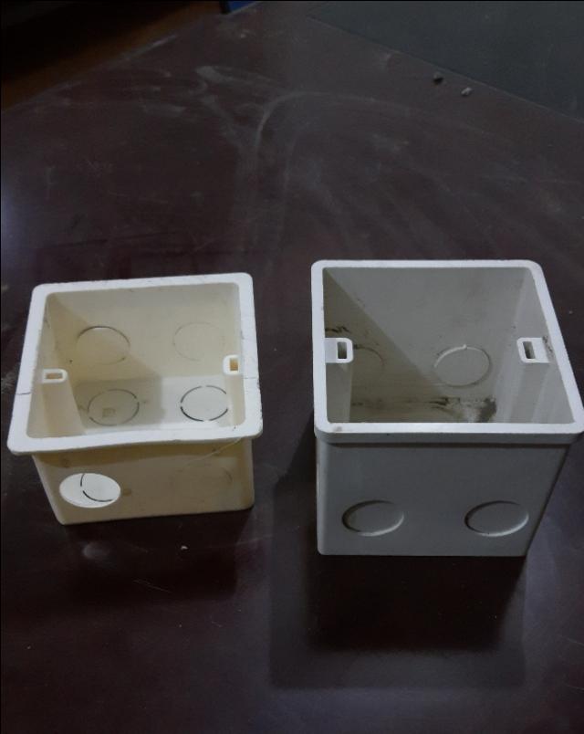 水电师傅装盒子,水电施工墙壁装线