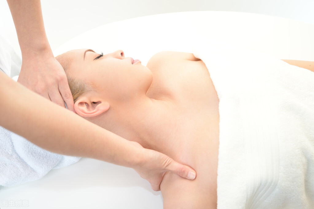 开美容院需要投资多少钱200万,开美容院怎样一年赚100万