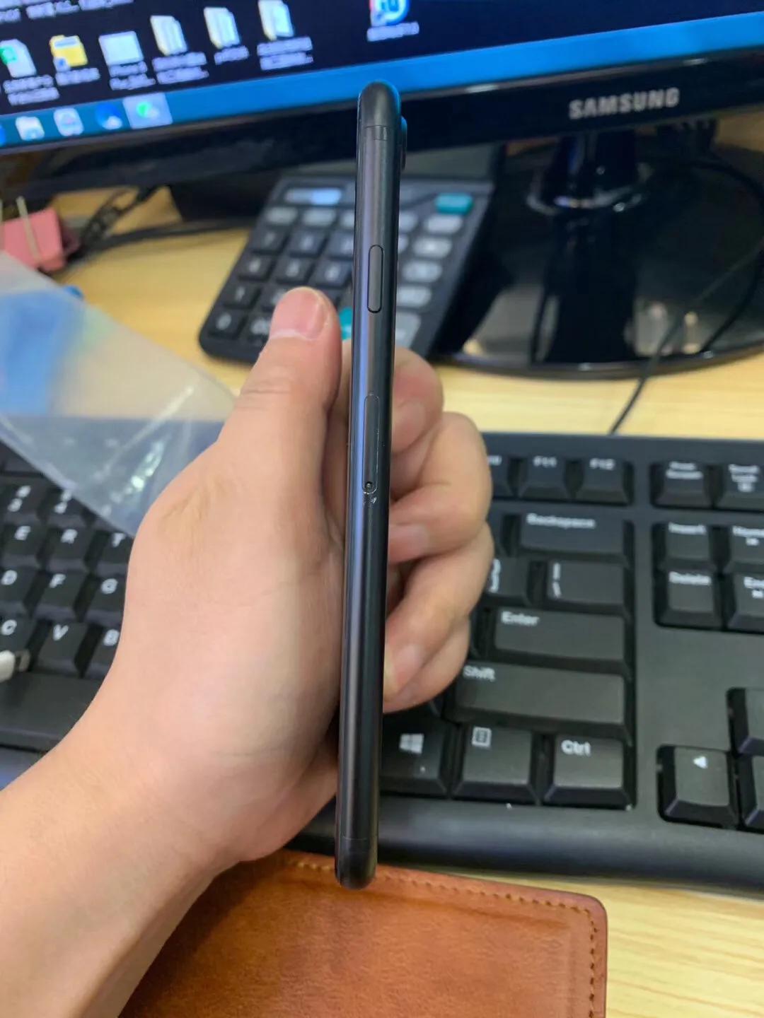 苹果7代45mm 蜂窝版 (苹果7代二手原装无锁128g)