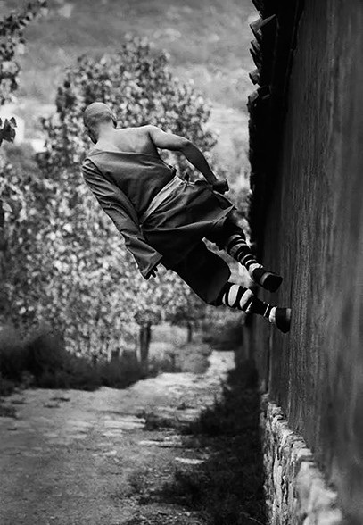 少林寺武僧进入部队练武,电影少林寺众武僧练武场面