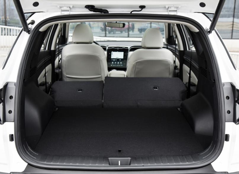 这款suv空间实用配置全,这款suv性能怎么样