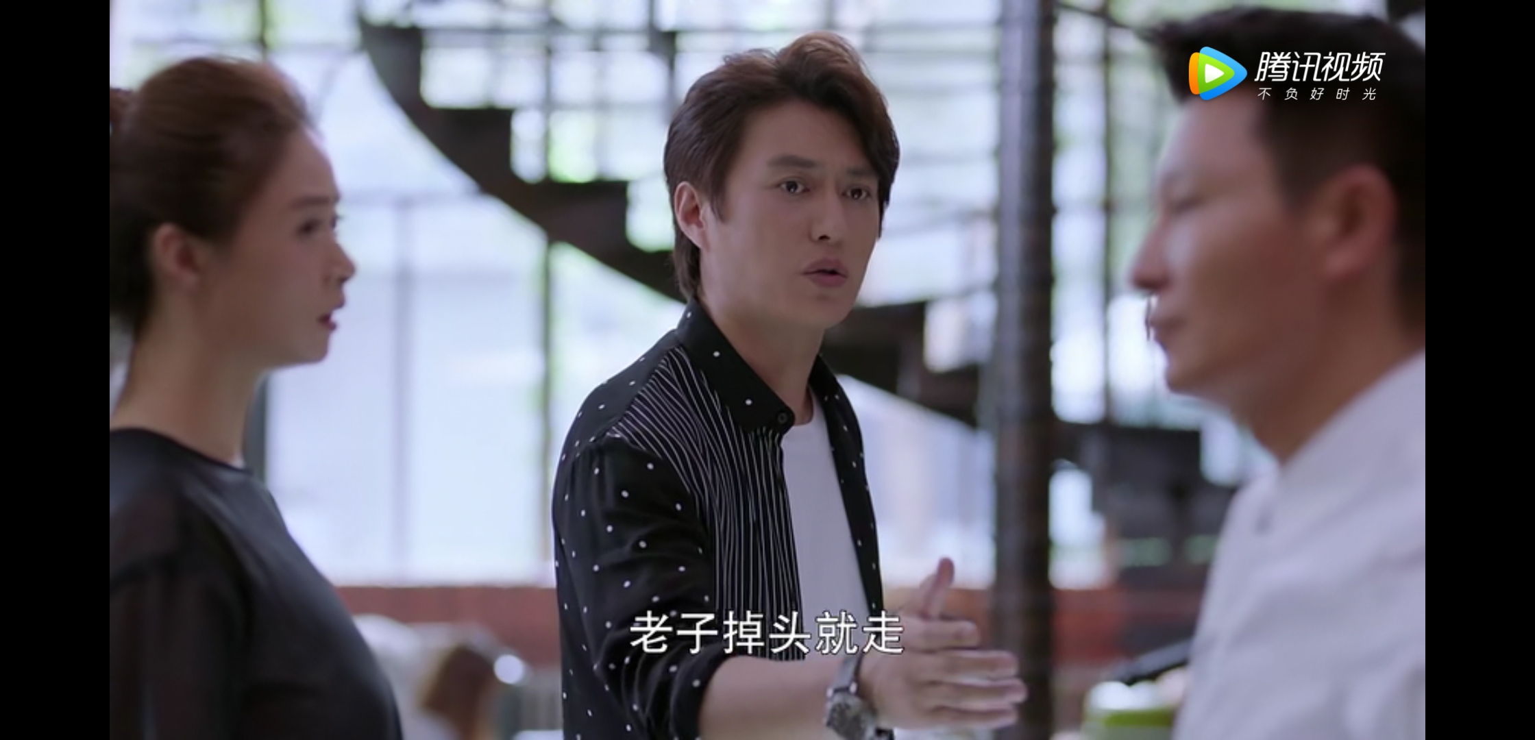 低情商怎么才能缓解尴尬,低情商的人如何自救