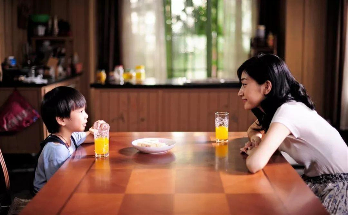 孩子偷拿父母的钱应该怎么惩罚,孩子偷拿爸爸钱怎么教育