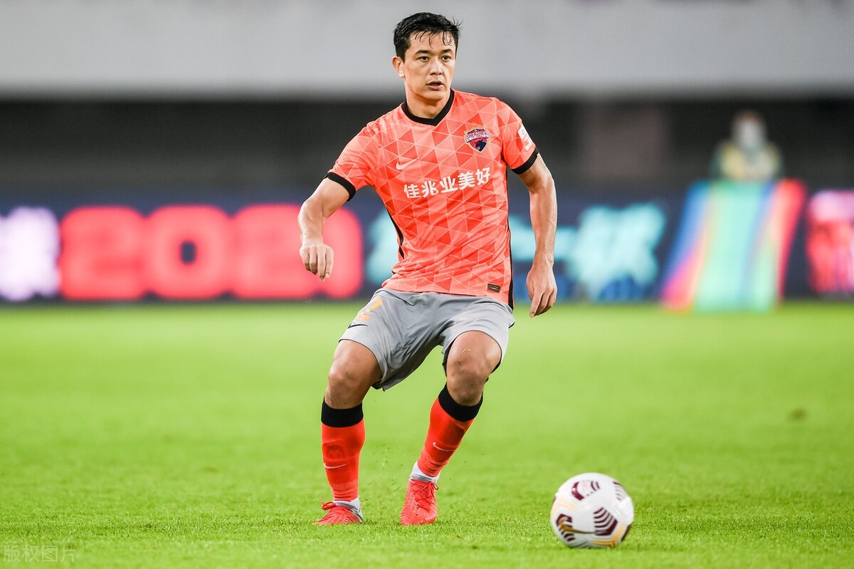 又一个！李源一被小克推荐到西甲，深足真的是藏龙卧虎？