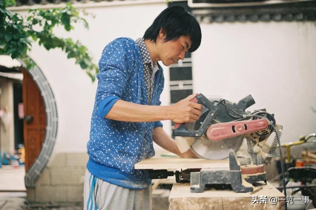 乔小刀：“半路出家”的设计师，和他的109栋奇怪房子