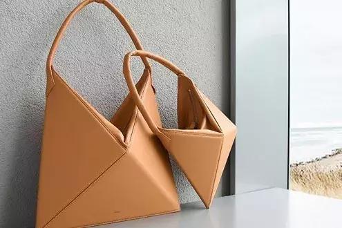 国内十大小众轻奢品牌包包500以内,适合夏季的轻奢包包百搭