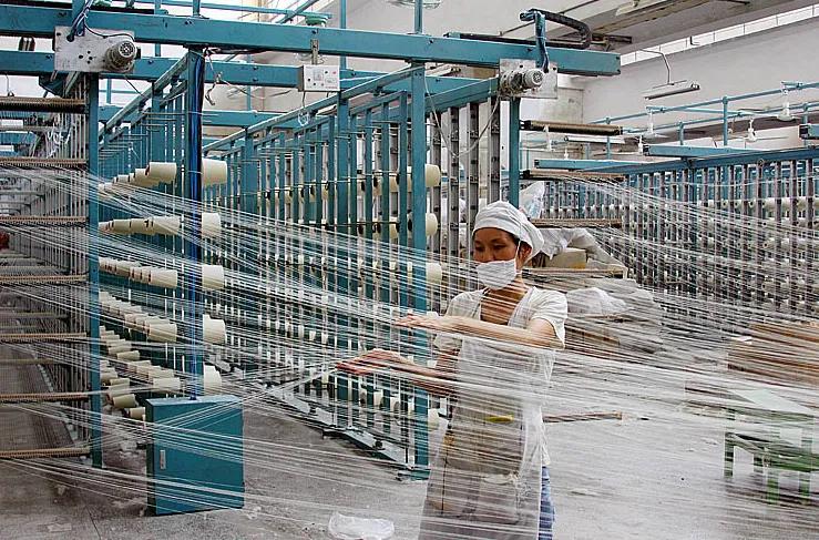 新能源汽车板块调整后存反弹动力,新能源车产业链大涨