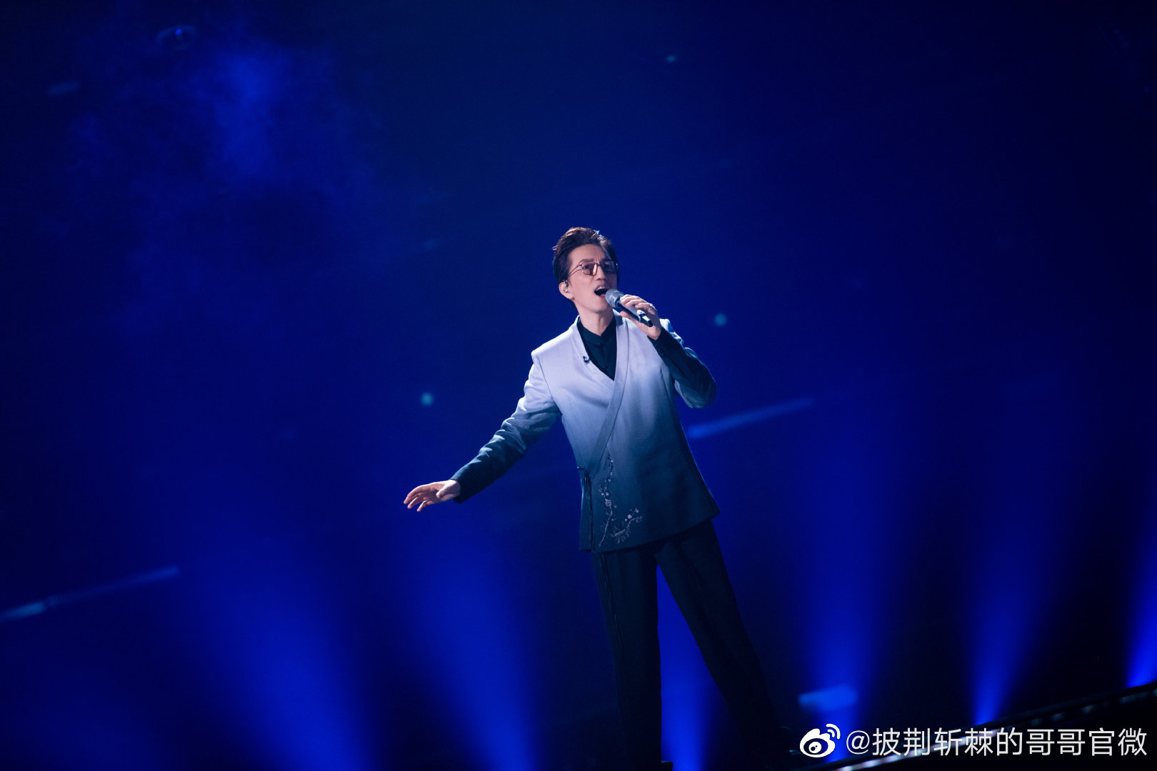 热狗发声力挺视频,热狗评价赵文卓