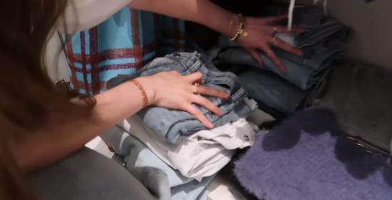 韩国美女晒独居公寓引11万人围观衣帽间全是名牌