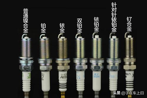 奔驰2.0发动机几万公里换火花塞,奔驰火花塞开了5年2万公里要换吗