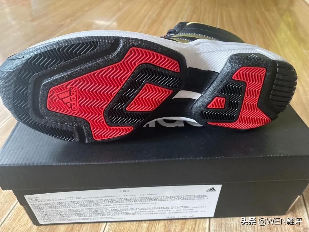 贝壳头经典复刻鞋,比较经典的贝壳头