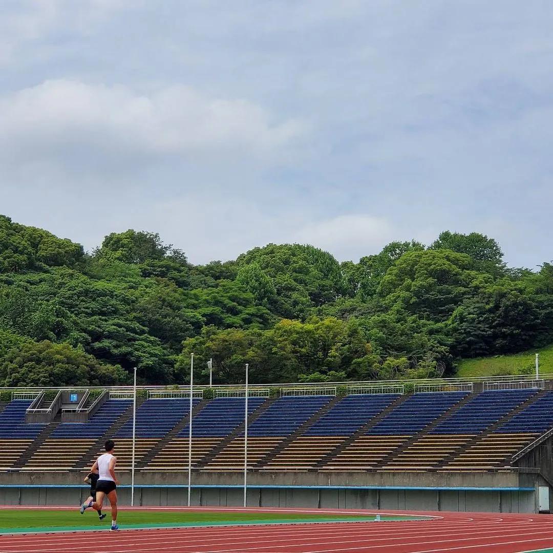 日本国脚逆天数据闪耀英超,真大腿是双排吗