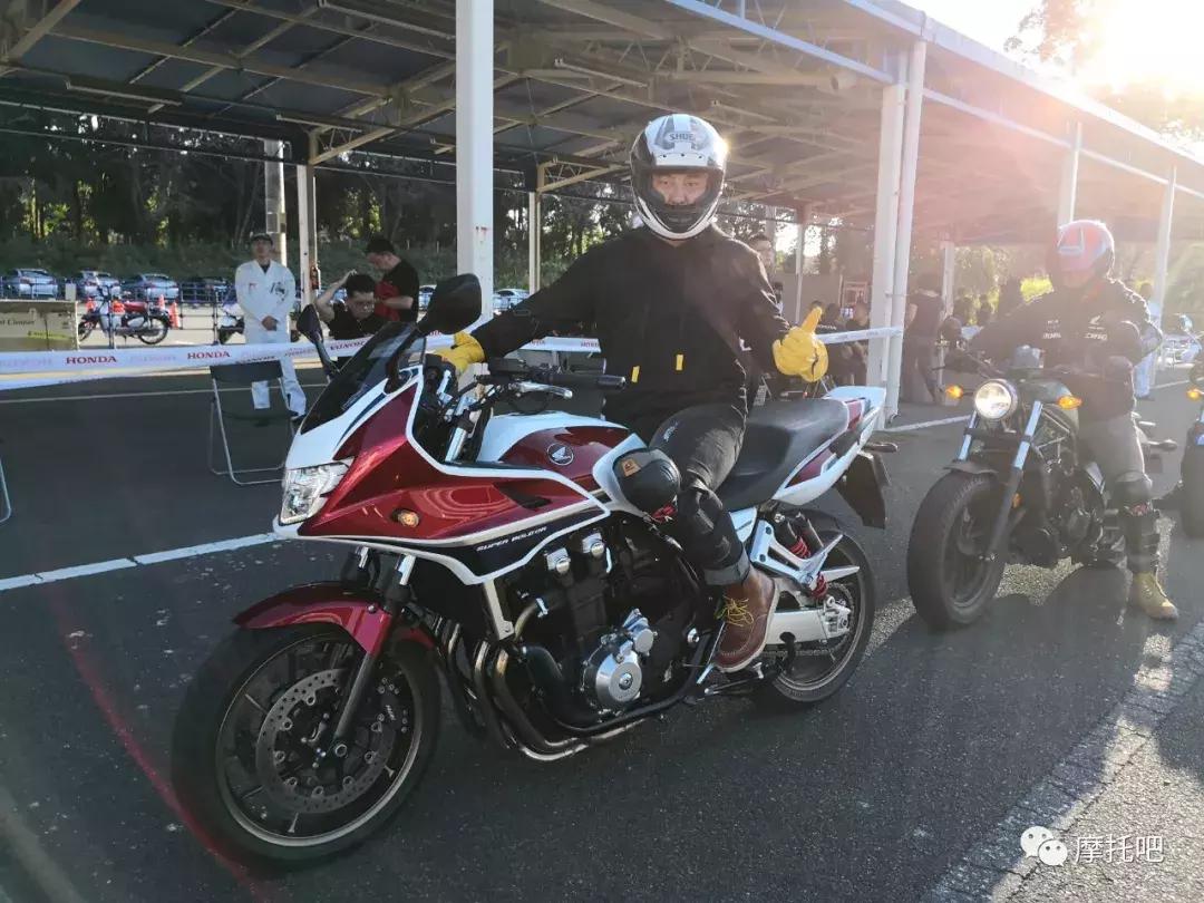 日本摩托车二手专卖,闲逛日本二手摩托车市场