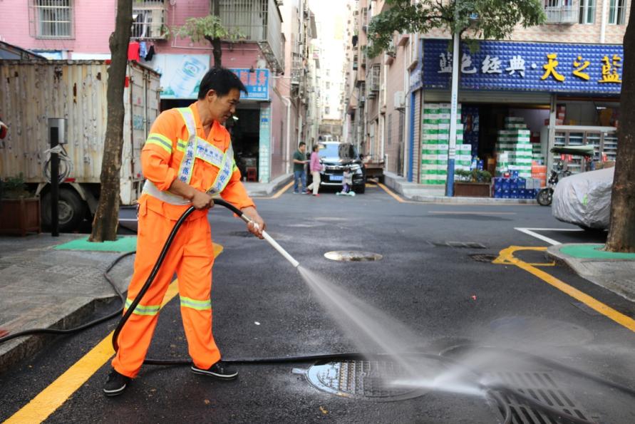 深圳市雄鹰清洁服务有限公司,深圳宏达清洁服务公司
