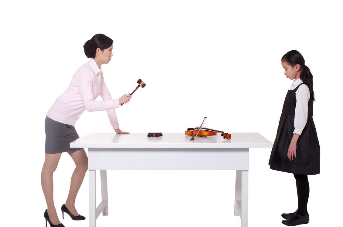 孩子到叛逆期油盐不进软硬不吃,青春期的孩子不和父母沟通怎么办