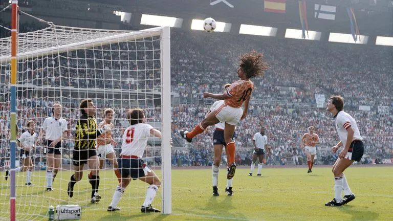 欧洲杯英格兰有什么理由不夺冠,如果欧洲杯英格兰和法国谁能赢