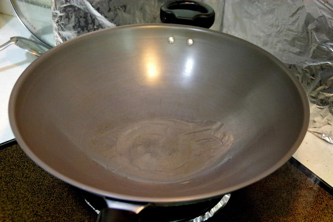 蚝油花菇焖花胶,正宗鲜炖花胶做法