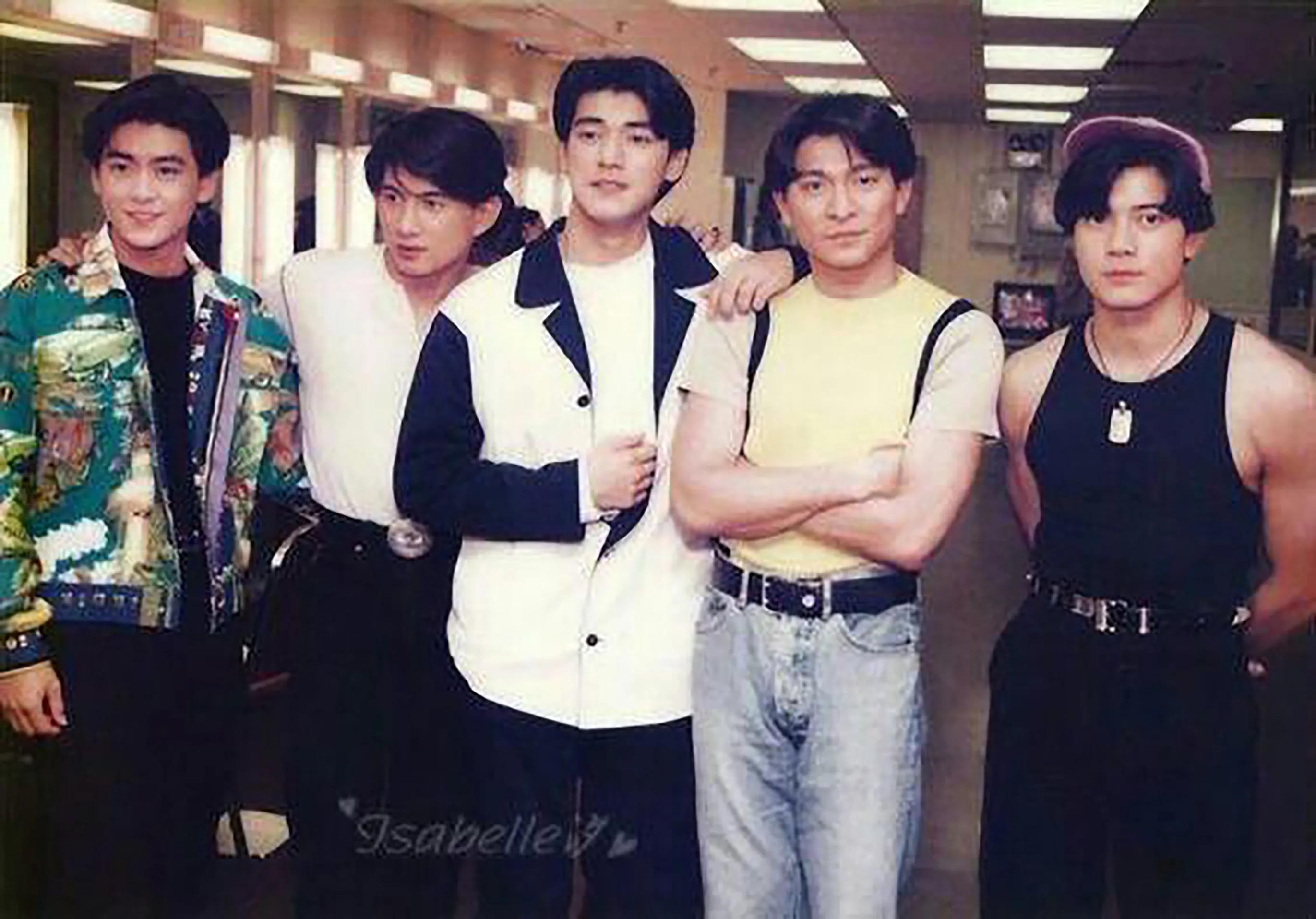 无法重拍的瞬间,梅艳芳周润发张国荣同台颁奖