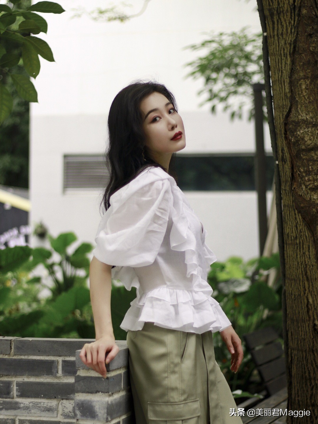 maggie缇庝附鐗╄绌胯。,maggie鐨勭編涓界墿璇皬绾功