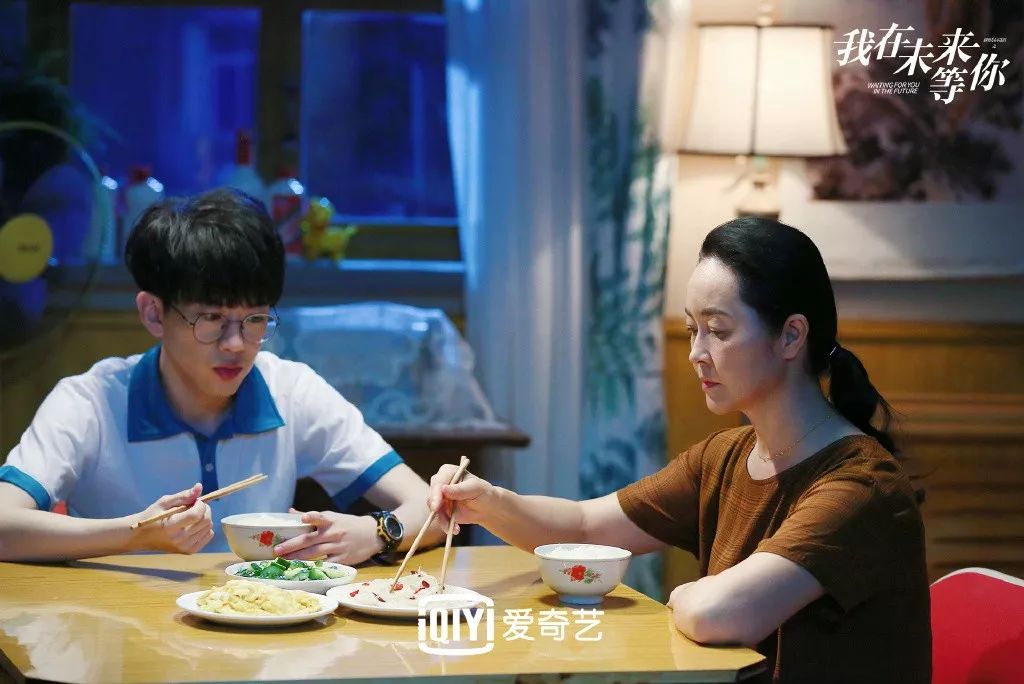 刘同我在未来等你讲了什么故事,刘同的《我在未来等你》中的故事