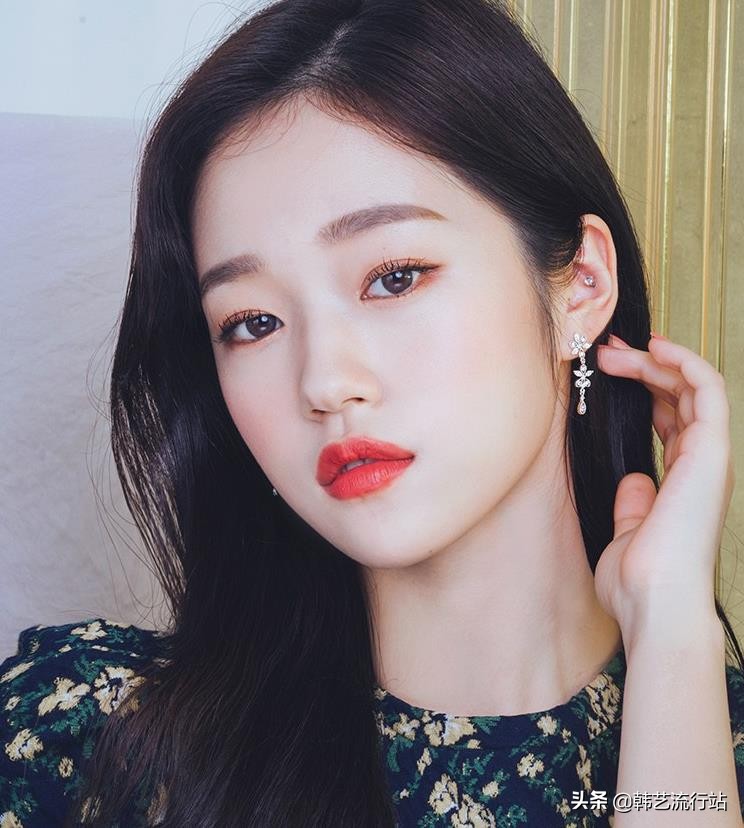 韩国耳环最近超级流行的,韩系简约时尚耳环