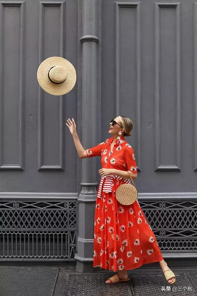 今年流行的裙子不穿高跟鞋,穿今年最流行的裙子