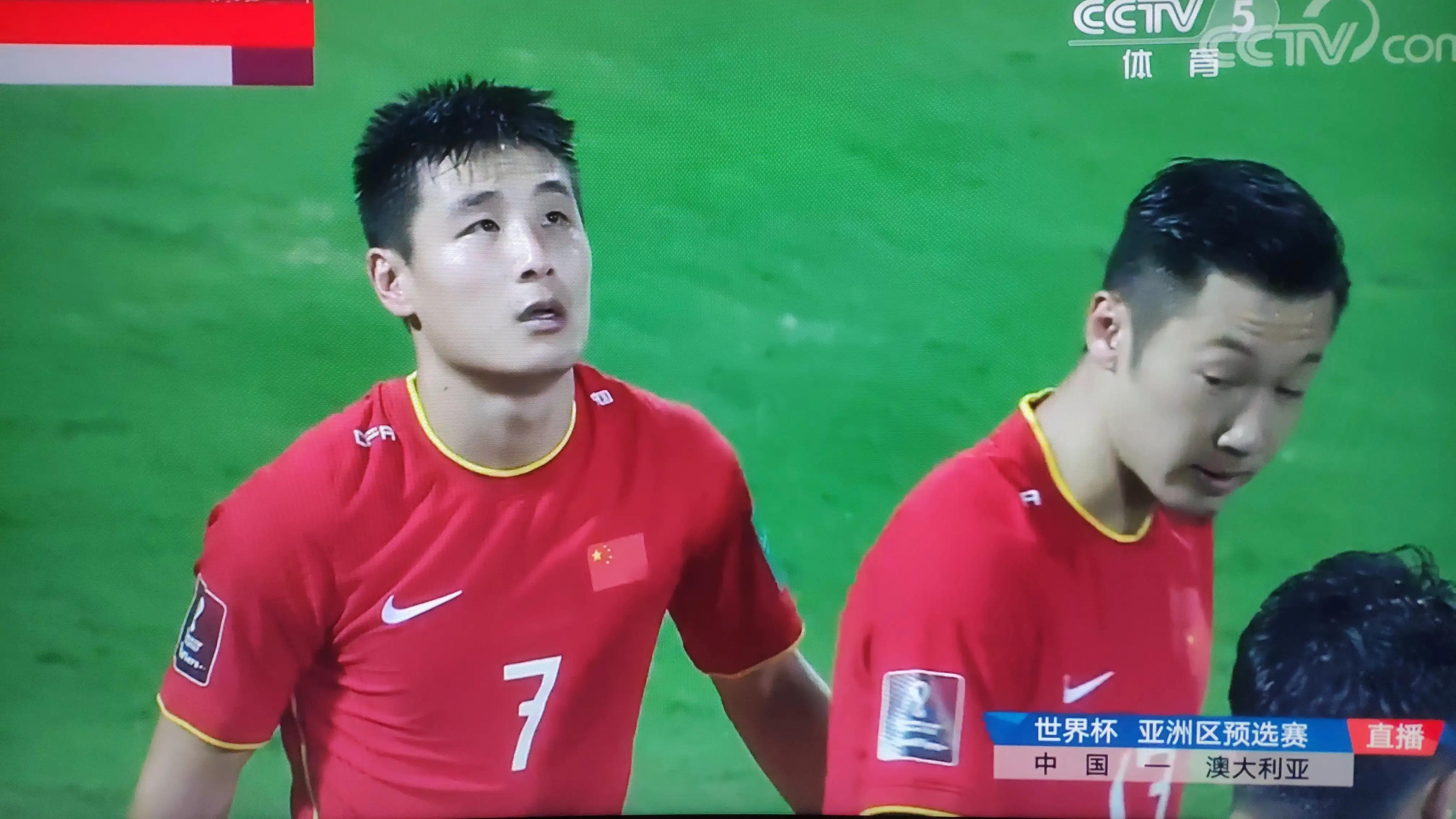 国足为啥很多人看,国足看不看