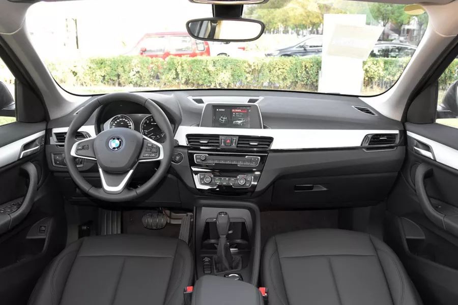 新款奥迪q3和宝马x1哪个更值得买,奥迪q3对比宝马x1哪款性价比高