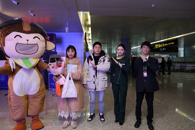 扬州泰州国际机场出入境人次突破30万人大关