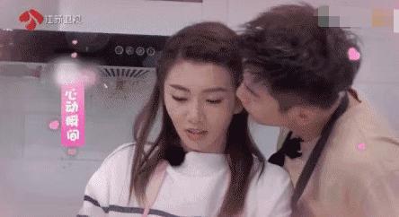 八佰郑恺说的啥 (郑恺八佰镜头合集)