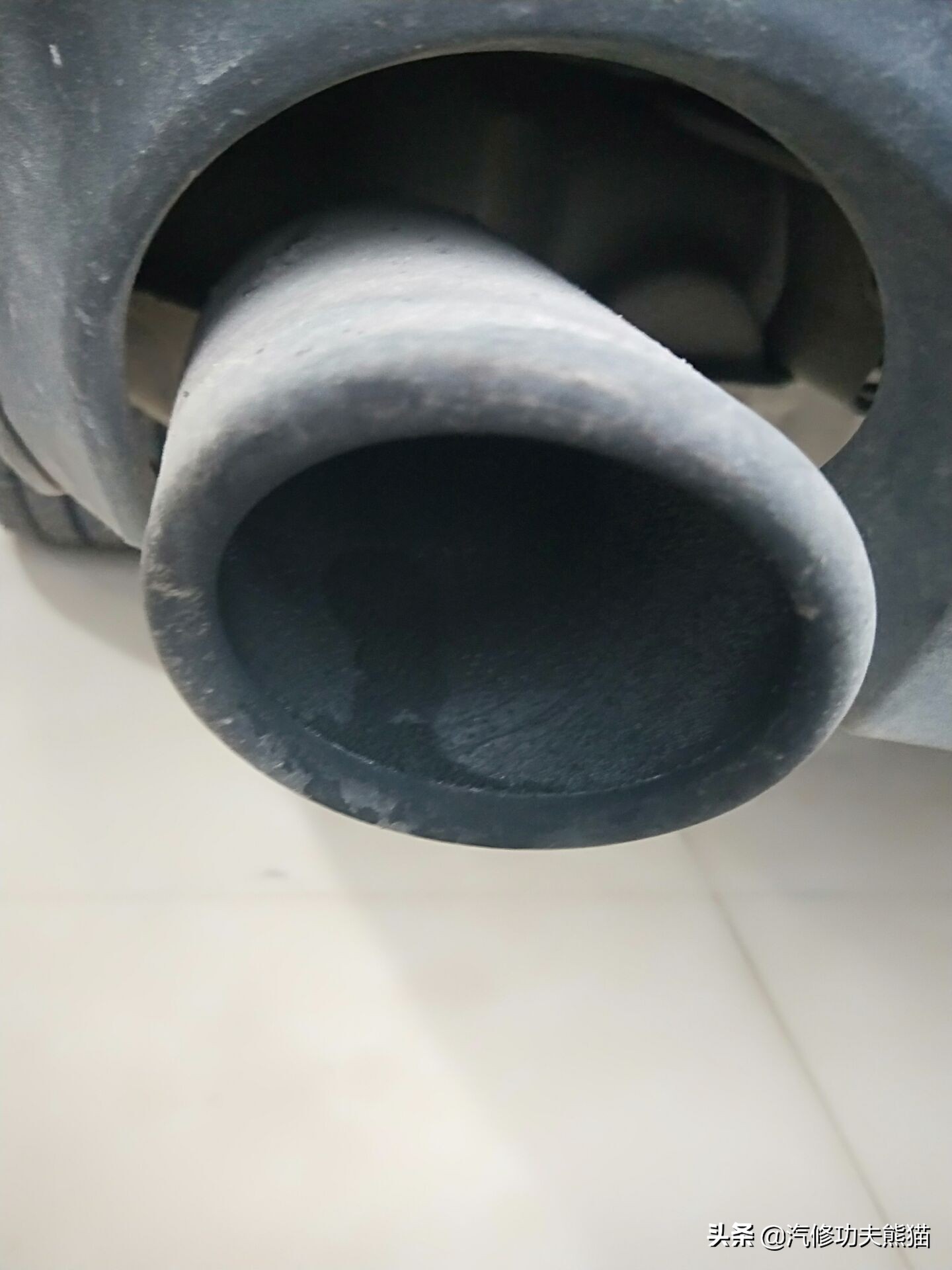 07年奥迪a6轻微烧机油怎么解决,奥迪2007款a6烧机油的原因