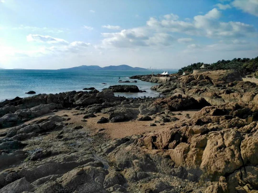 入住海景酒店视频,住进了民宿里能看海赏山