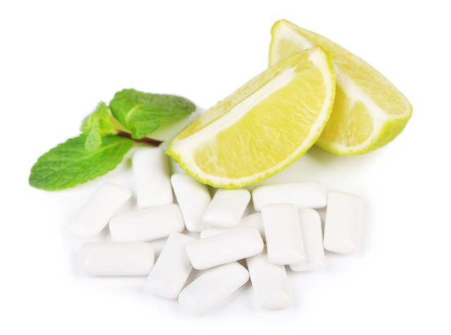 口臭的人知道不知道自己有口臭,口臭自己知道吗是别人闻到的