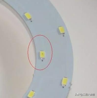 为什么led灯会闪,为什么led灯用久了会变成蓝光