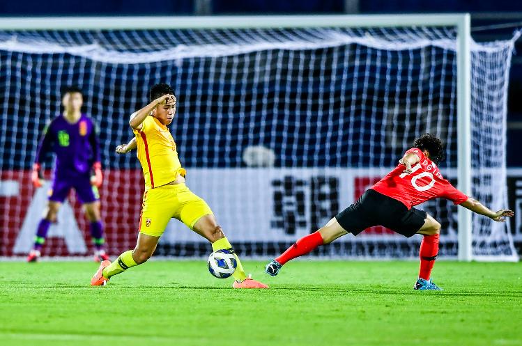 中超新星陨落，国奥主帅化腐朽为神奇，获荷兰名帅认可，未来可期