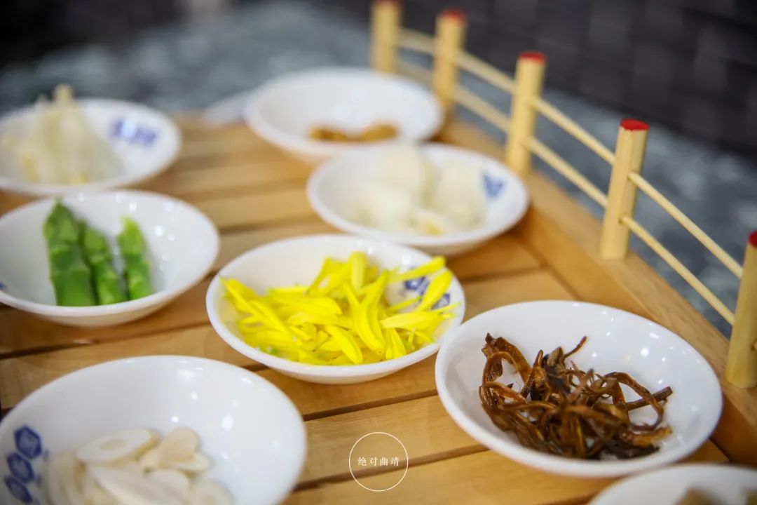 曲靖200一碗的过桥米线,曲靖高端过桥米线