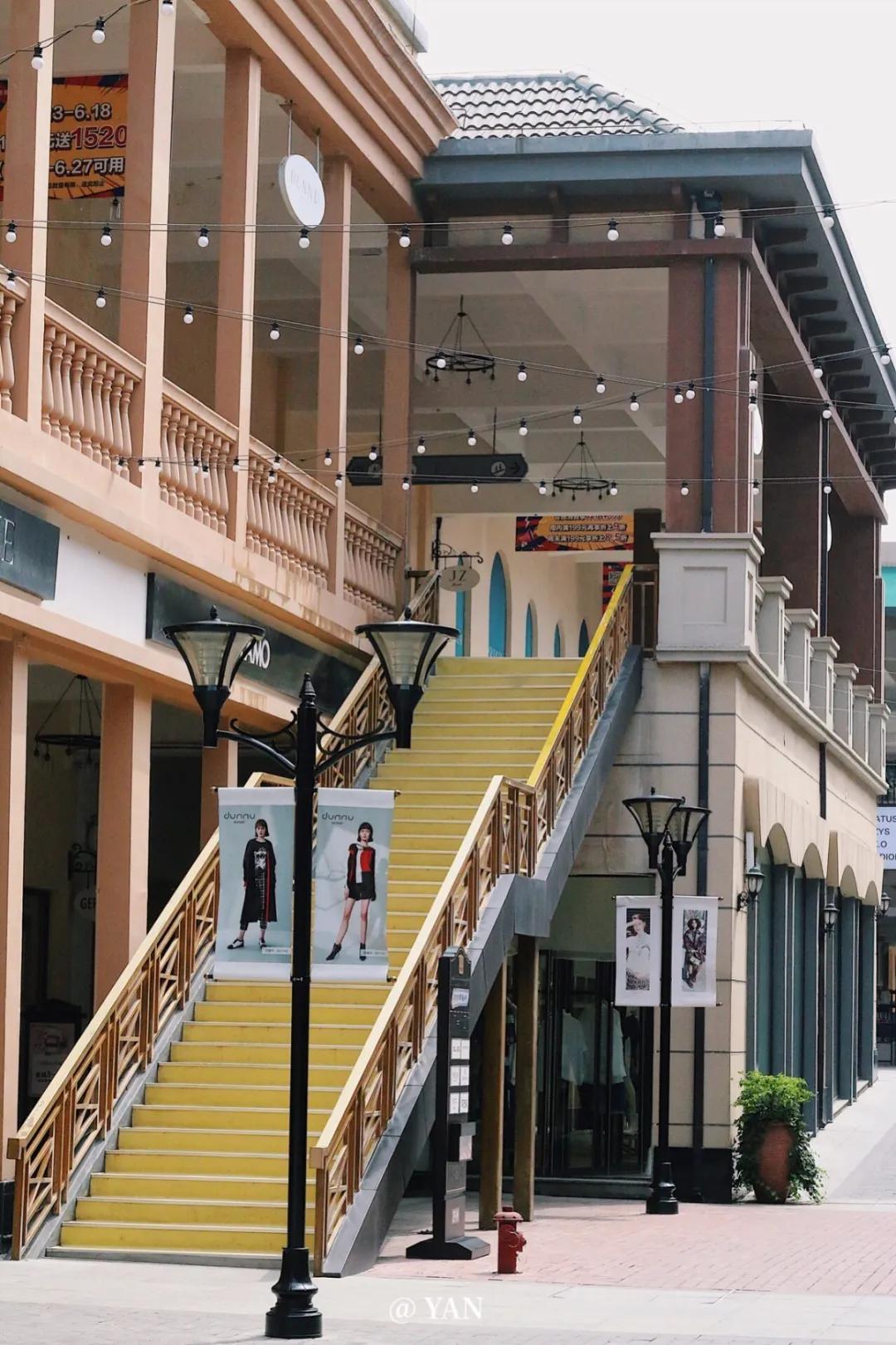 三日连逛三家奥莱,上海三个奥莱的特点