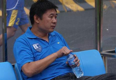 中国脾气火爆的足球教练,中国老帅